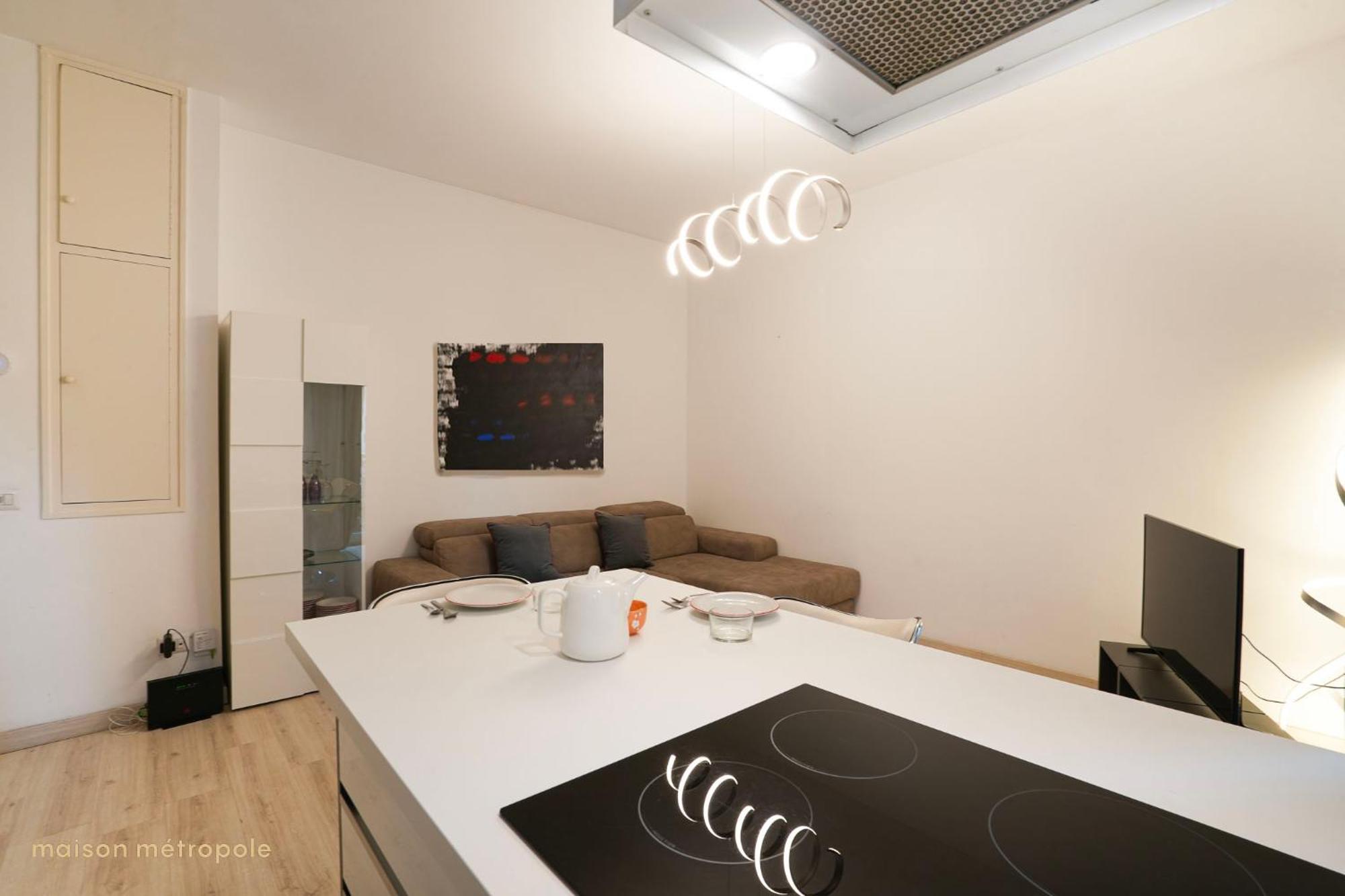 Lumiere Apartment Милано Екстериор снимка