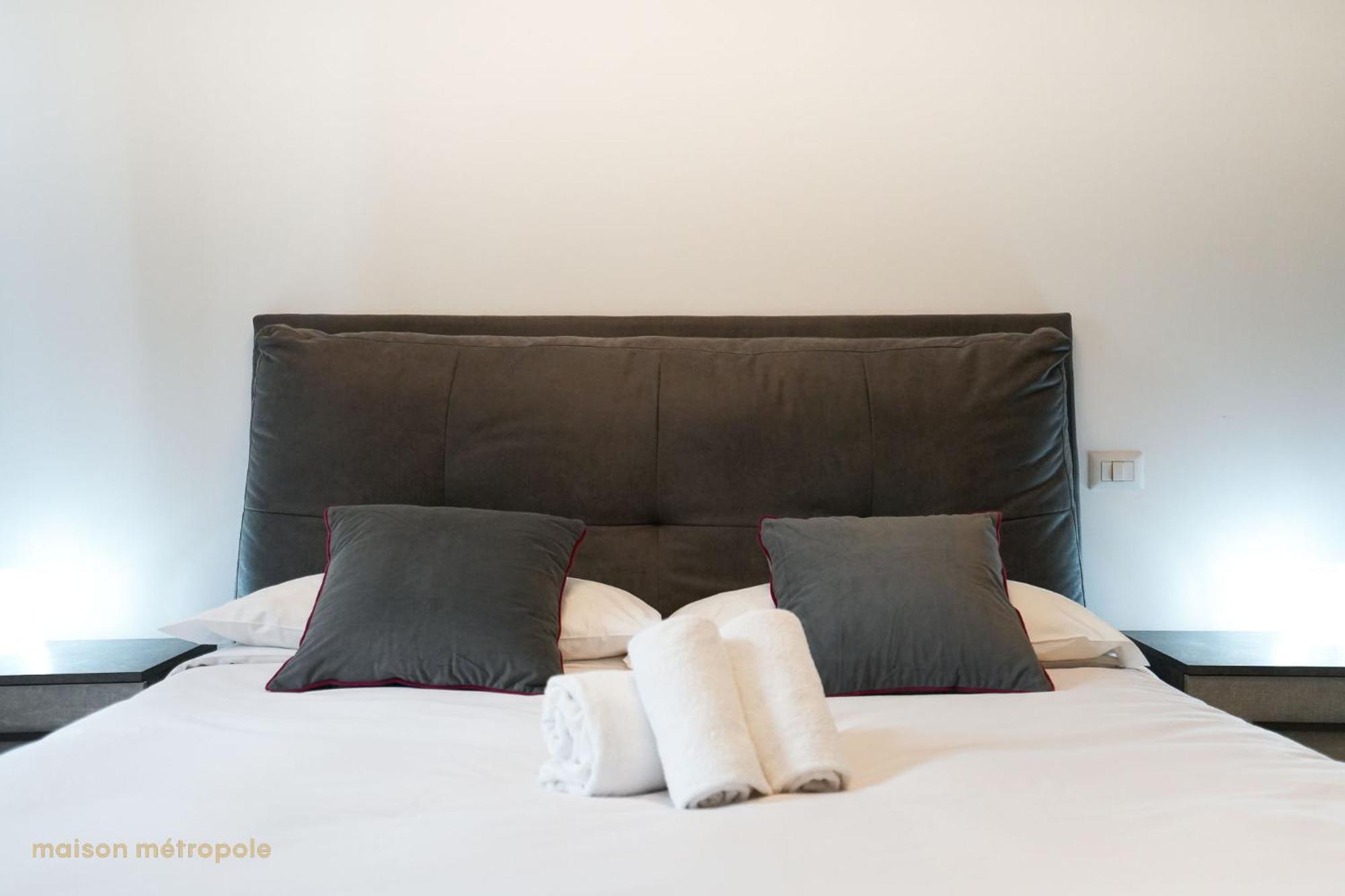 Lumiere Apartment Милано Екстериор снимка